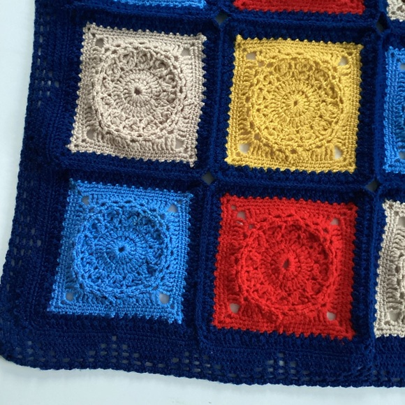 Stunning homemade knit afghan (#3D07) - Picture 2 of 4